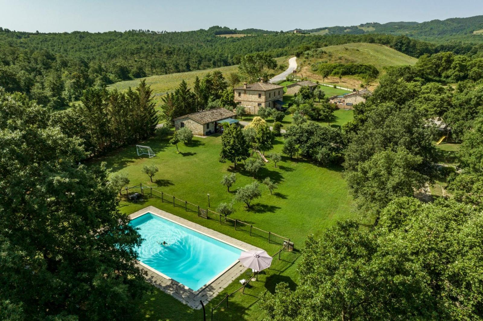 Il Felcino Villa Fabro Luaran gambar